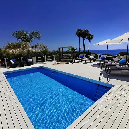 Villa Arenile: Beachfront Oasis With Private Sea Access *