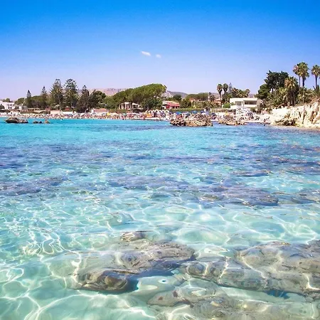 Arenile: Beachfront Oasis With Private Sea Access Fontane Bianche