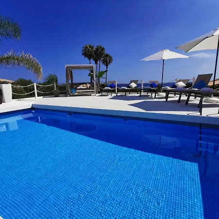 Arenile: Beachfront Oasis With Private Sea Access * Fontane Bianche