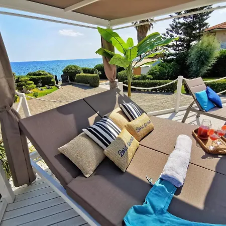 Villa Arenile: Beachfront Oasis With Private Sea Access *
