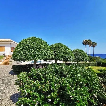 Arenile: Beachfront Oasis With Private Sea Access Villa