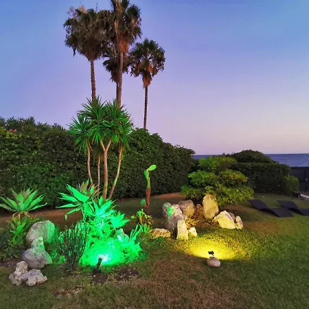 Arenile: Beachfront Oasis With Private Sea Access *
