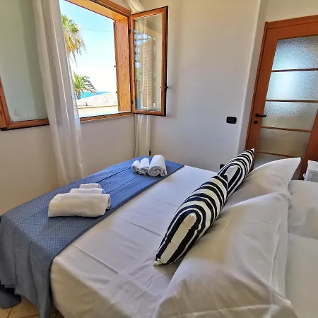 Arenile: Beachfront Oasis With Private Sea Access *