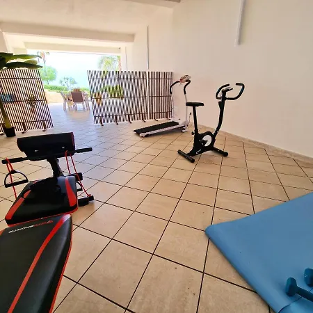 Arenile: Beachfront Oasis With Private Sea Access * Fontane Bianche